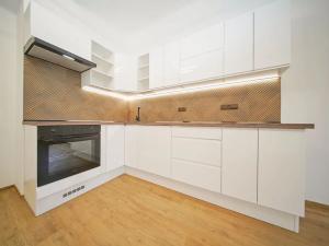 Pronájem bytu 2+kk, Praha - Nusle, V luhu, 59 m2