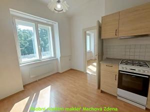 Pronájem bytu 2+kk, Praha - Žižkov, 49 m2