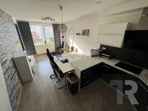 Pronájem bytu 2+kk, Plzeň, Vltavínová, 60 m2