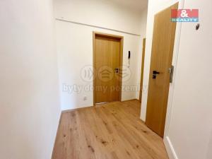 Pronájem bytu 2+kk, Plzeň - Doubravka, Masarykova, 44 m2