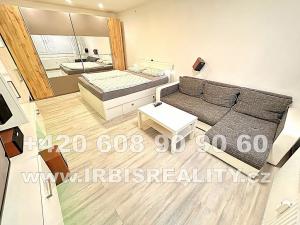 Pronájem bytu 2+kk, Plzeň, U Jam, 39 m2