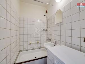 Pronájem bytu 2+kk, Plzeň - Severní Předměstí, Bzenecká, 38 m2