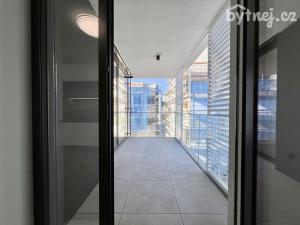 Pronájem bytu 2+kk, Olomouc, Ostrovní, 62 m2