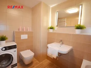 Pronájem bytu 2+kk, Slaný, Lázeňská, 52 m2