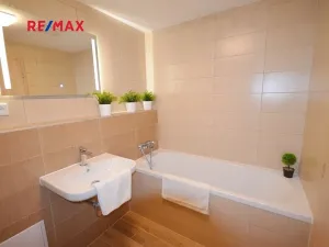 Pronájem bytu 2+kk, Slaný, Lázeňská, 52 m2