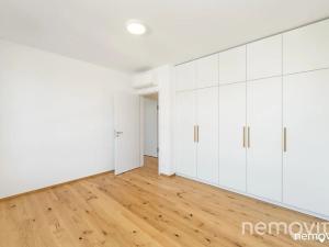 Pronájem bytu 3+kk, Praha - Nusle, Muzikova, 79 m2