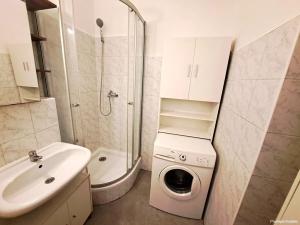 Pronájem bytu 2+1, Hradec Králové, Puškinova, 60 m2