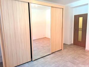 Pronájem bytu 2+1, Hradec Králové, Puškinova, 60 m2