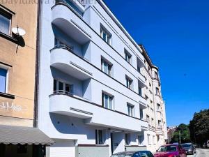 Pronájem bytu 1+kk, Praha - Podolí, Levá, 27 m2