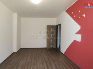 Prodej bytu 2+1, Bukovany, 51 m2