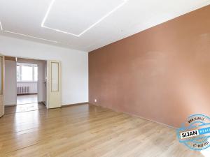 Prodej bytu 2+1, Opava, Holasická, 59 m2