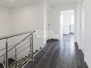 Prodej rodinného domu, Praha - Ďáblice, Červenomlýnská, 150 m2