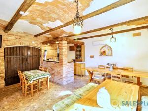 Prodej ubytování, Strachotín, Sklepní, 431 m2