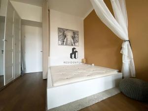 Pronájem bytu 2+kk, Praha - Žižkov, Sudoměřská, 55 m2