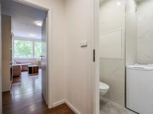 Pronájem bytu 1+kk, Praha - Modřany, Semická, 29 m2