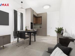 Prodej bytu 1+kk, Frýdek-Místek - Místek, Bezručova, 32 m2