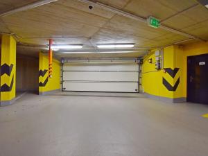 Pronájem garáže, Praha - Malešice, Marciho, 15 m2