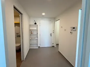 Pronájem bytu 2+kk, Praha - Libeň, Kurta Konráda, 72 m2