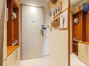 Prodej bytu 2+1, Praha - Záběhlice, Záběhlická, 48 m2