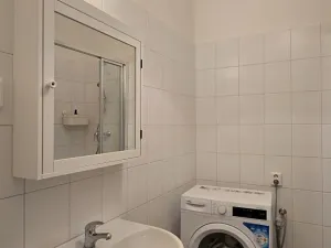 Pronájem bytu 1+kk, Praha - Bubeneč, Terronská, 45 m2