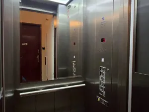 Pronájem bytu 1+kk, Praha - Bubeneč, Terronská, 45 m2