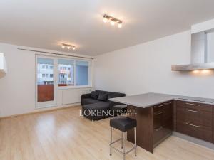 Pronájem bytu 2+kk, Praha - Kbely, Herlíkovická, 53 m2