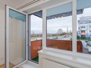 Pronájem bytu 2+kk, Praha - Kbely, Herlíkovická, 53 m2