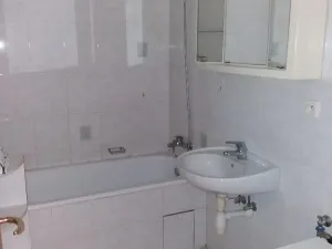 Pronájem bytu 2+kk, Praha - Libeň, Na žertvách, 49 m2
