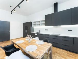 Pronájem bytu 3+kk, Hradec Králové, Šafaříkova, 116 m2