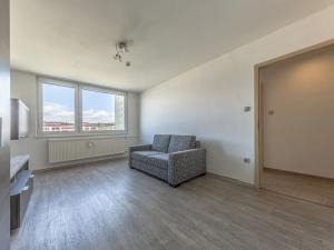 Prodej bytu 2+kk, Týnec nad Sázavou, Okružní, 41 m2
