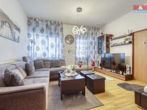 Prodej bytu 2+1, Louny, Postoloprtská, 67 m2