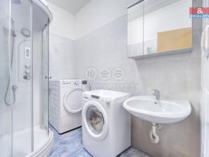 Prodej bytu 2+1, Louny, Postoloprtská, 67 m2