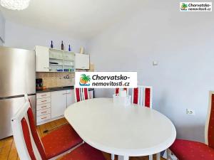 Prodej bytu 2+kk, Novi Vinodolski, Chorvatsko, 44 m2