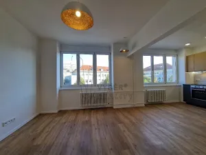 Pronájem bytu 2+kk, Praha - Vršovice, Ruská, 62 m2