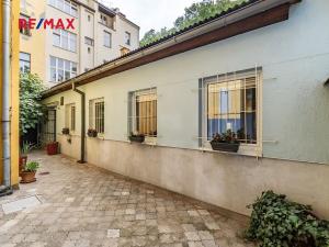 Prodej rodinného domu, Praha - Karlín, Pernerova, 60 m2