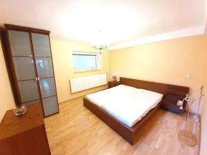Pronájem bytu 2+kk, Praha - Stodůlky, Na Hvížďalce, 50 m2
