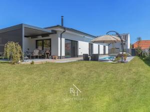 Prodej rodinného domu, Dolany, 160 m2