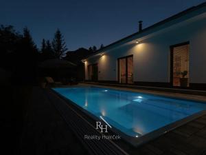 Prodej rodinného domu, Dolany, 160 m2