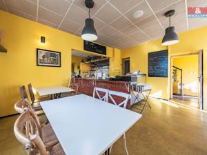 Pronájem restaurace, Říčany, Masarykovo nám., 114 m2