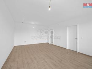 Pronájem bytu 2+kk, Praha - Hostavice, Českobrodská, 54 m2