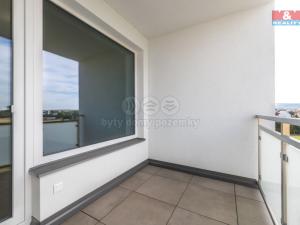 Prodej bytu 2+kk, Uherské Hradiště - Vésky, Na Dědině, 74 m2