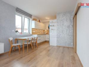 Prodej bytu 3+kk, Velká Bystřice, Nádražní I, 76 m2