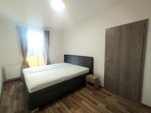 Pronájem bytu 2+kk, Brno, Chvalovka, 41 m2