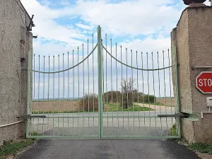 Pronájem komerčního pozemku, Kostomlaty nad Labem, 1000 m2