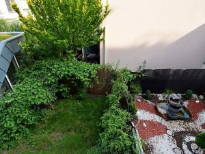 Pronájem bytu 1+kk, Praha - Libeň, Drahobejlova, 40 m2