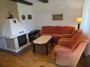 Prodej rodinného domu, Háje nad Jizerou, 236 m2