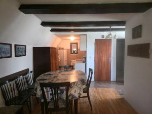 Prodej rodinného domu, Háje nad Jizerou, 236 m2