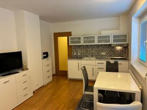 Prodej bytu 1+kk, Praha, Kakosova, 35 m2