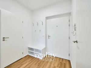 Pronájem bytu 2+kk, Znojmo, Jarošova, 46 m2