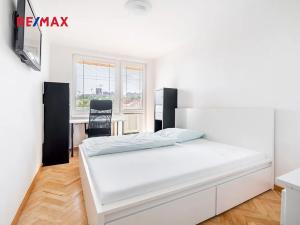 Prodej bytu 4+kk, Praha - Michle, U plynárny, 77 m2